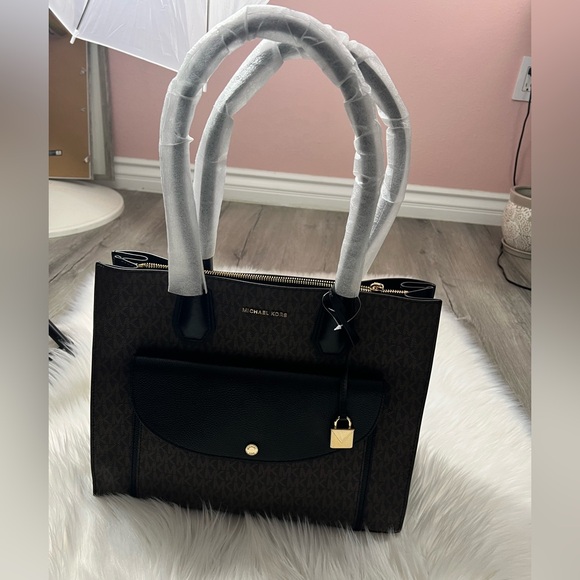 Michael Kors Brown and Black Mercer Tote ✨brand new✨ - Picture 11 of 11